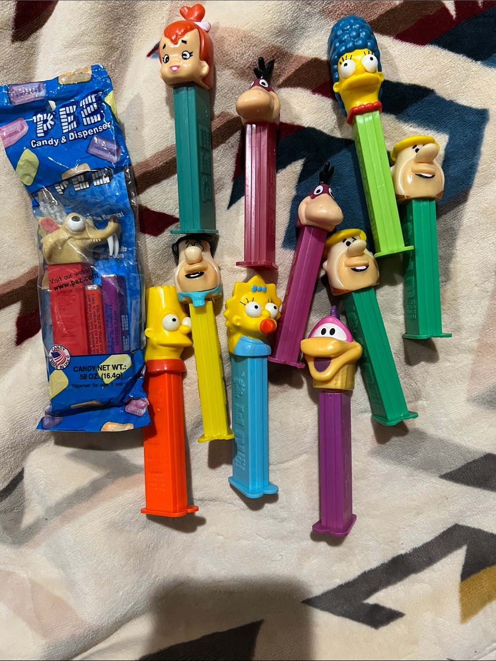Pez dispenser Character Candy Dispenser - Assorted Colors see pics for details 6